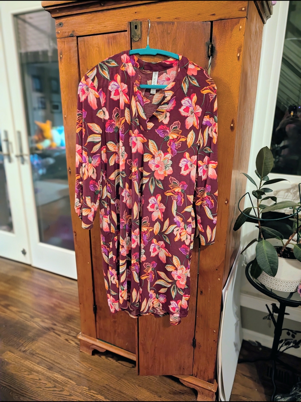 Women's Floral V-Neck Dress in Brown and Pink Dear Scarlett Lizzie Dress